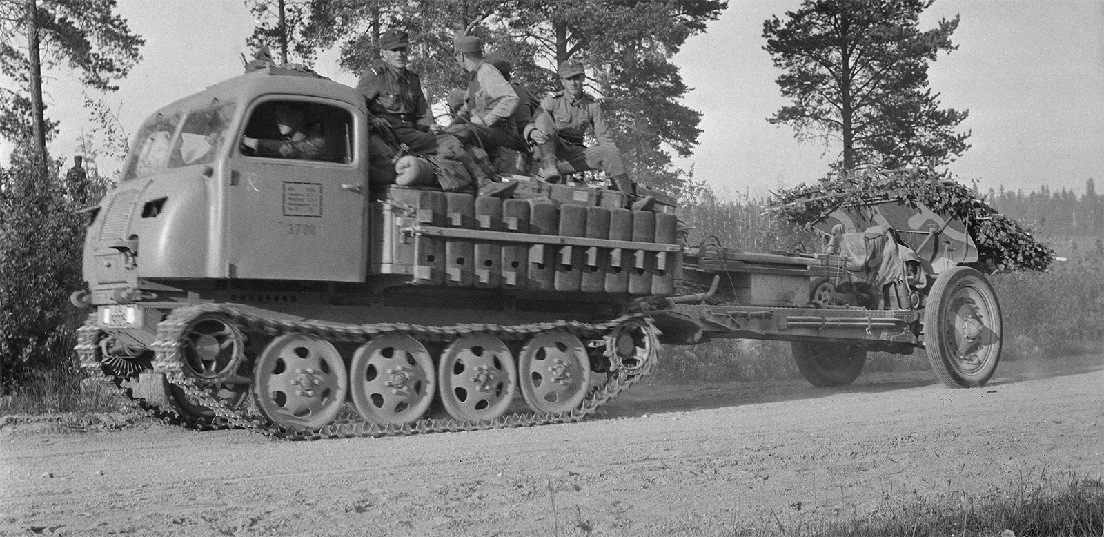 Raupenschlepper Ost