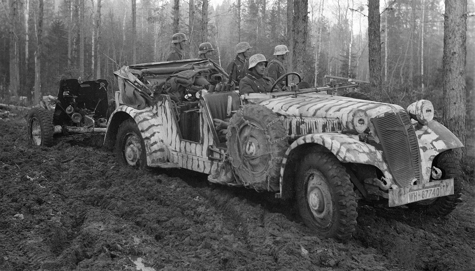 3.7cm Pak 36 ja Adler (3 Gd) Kfz.12